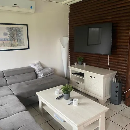 Familienfreundliches Für 6 Personen - B45339 Frielendorf